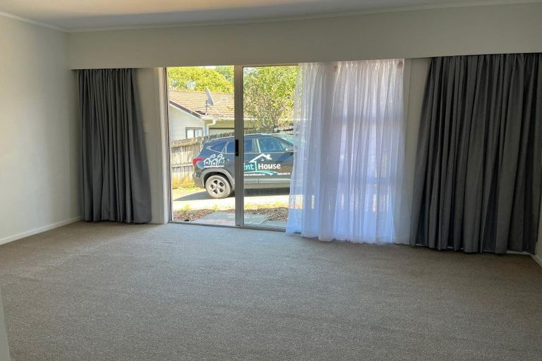 Photo of property in 3/10 Phoenix Place, Papatoetoe, Auckland, 2025