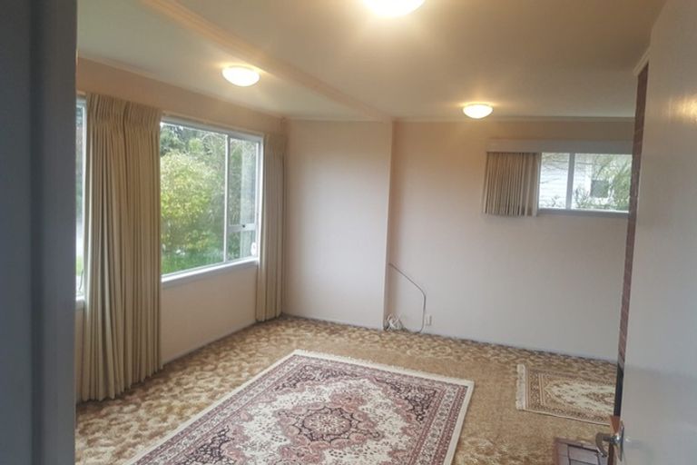 Photo of property in 48 Island Bay Road, Beach Haven, Auckland, 0626