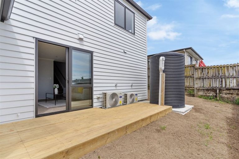 Photo of property in 18a Orams Road, Hillpark, Auckland, 2102