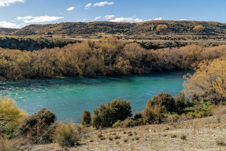 Photo of property in 217 Stevenson Road, Wanaka, 9382