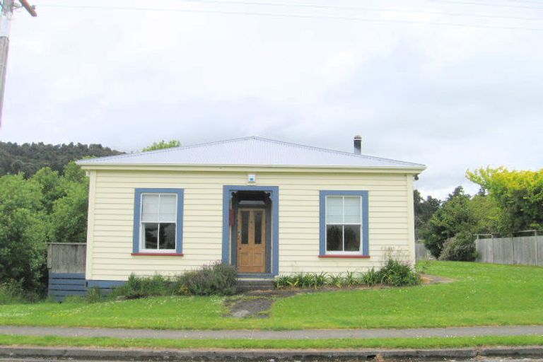 Photo of property in 35 Railway Row, Ohakune, 4625