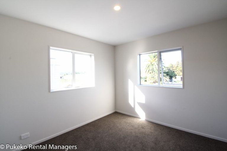 Photo of property in 10 Divide Loop, Takanini, 2112