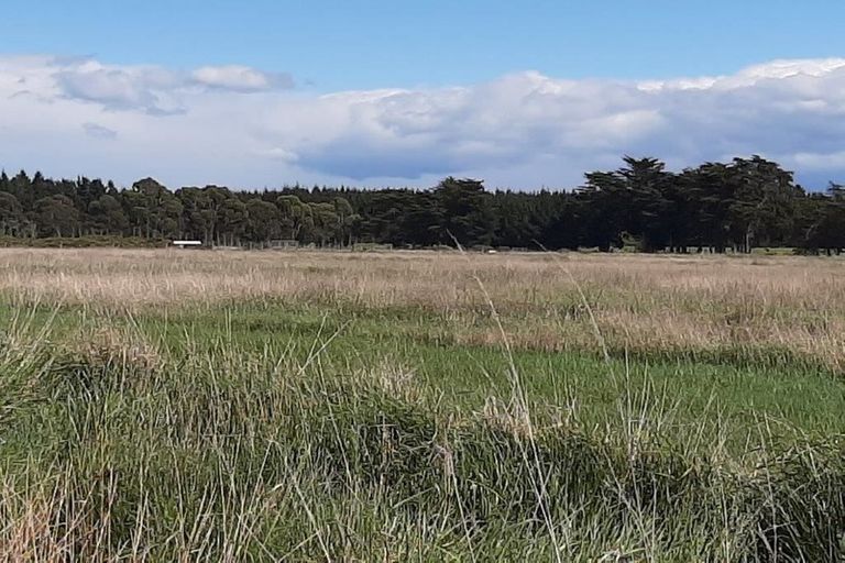 Photo of property in 451 Kainga Road, Brooklands, Christchurch, 8083