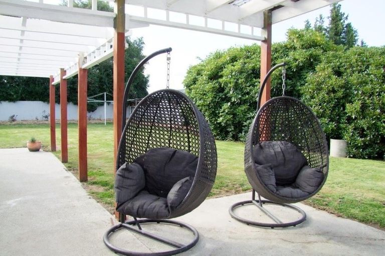 Photo of property in 30 Burns Street, Milton, 9220