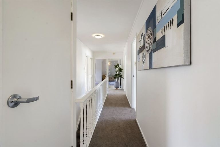 Photo of property in 154 Stapleford Crescent, Browns Bay, Auckland, 0630