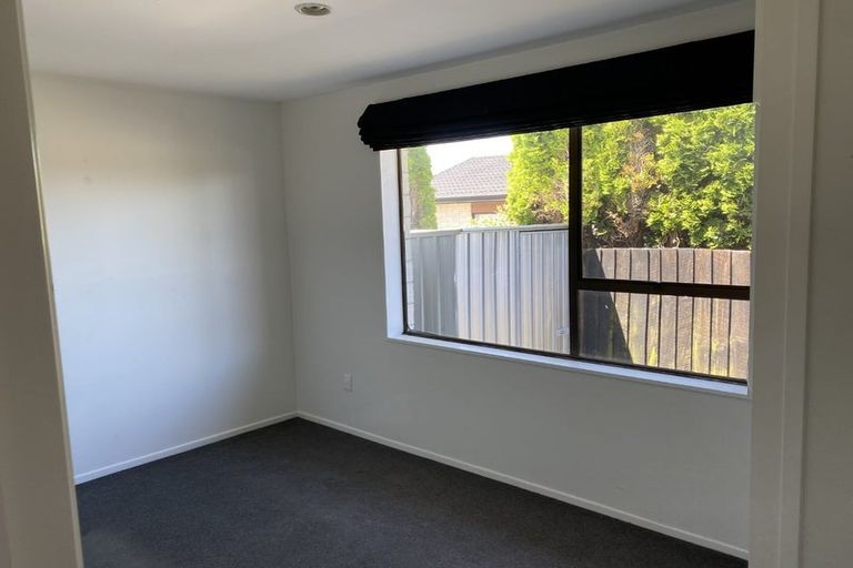 Photo of property in 1/27 Greenock Street, Redwood, Christchurch, 8051