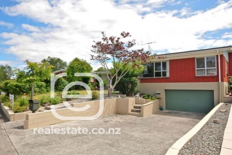 Photo of property in 23 Chedworth Avenue, Chedworth, Hamilton, 3210