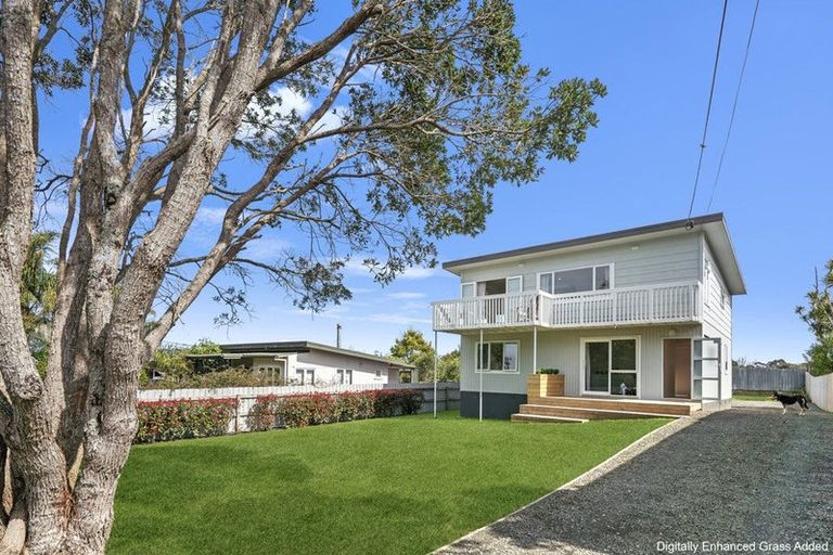 Photo of property in 8 James Mcleod Road, Shelly Beach, Helensville, 0874