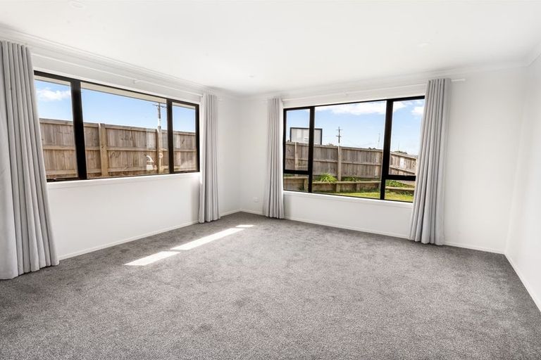 Photo of property in 79 Murray Ward Drive, Te Kauwhata, 3710