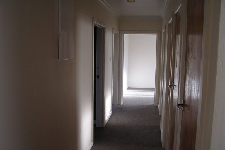 Photo of property in 1 Jeffares Place, Taradale, Napier, 4112