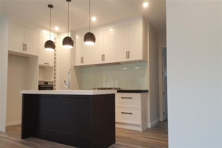 Photo of property in 3b Horizon Way, West Harbour, Auckland, 0618