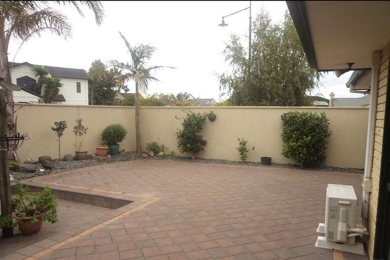 Photo of property in 33 Keswick Crescent, Huntington, Hamilton, 3210