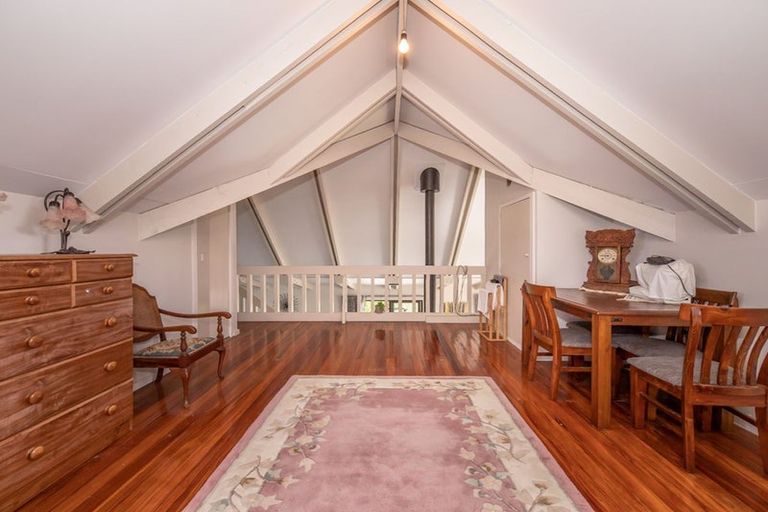 Photo of property in 92 Henley Street, Westport, 7825