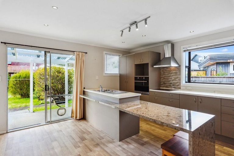 Photo of property in 13 Bahama Crescent, Paraparaumu Beach, Paraparaumu, 5032