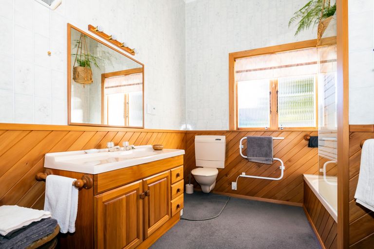 Photo of property in 17 Te Weka Street, Maori Hill, Timaru, 7910