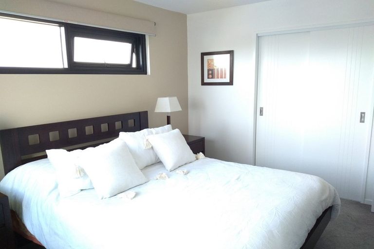 Photo of property in 148a Hutchinsons Road, Bucklands Beach, Auckland, 2014