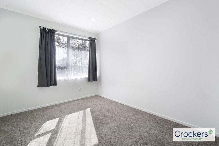 Photo of property in 2 Tuna Place, Manurewa, Auckland, 2102