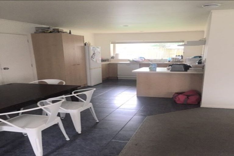 Photo of property in 5 Enuamanu Road, Favona, Auckland, 2024