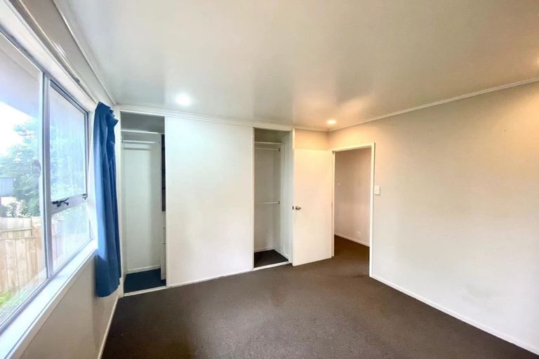 Photo of property in 14a Target Road, Totara Vale, Auckland, 0629