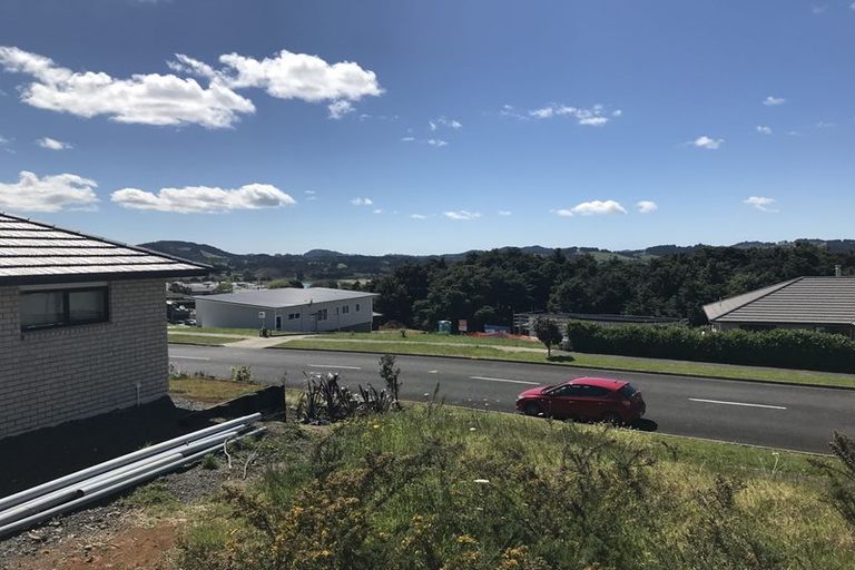 Photo of property in 39 Pebble Beach Boulevard, Te Kamo, Whangarei, 0112