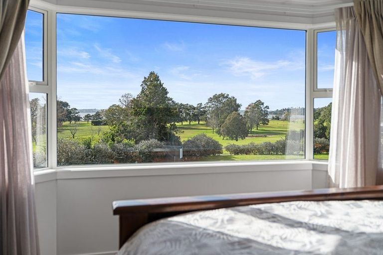 Photo of property in 61 Links View Drive, Omokoroa, 3114