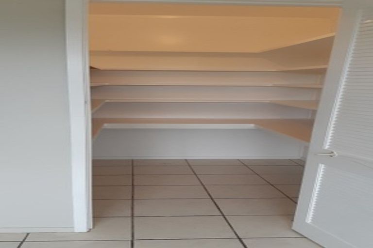 Photo of property in 11 Evan Street, Belmont, Auckland, 0622