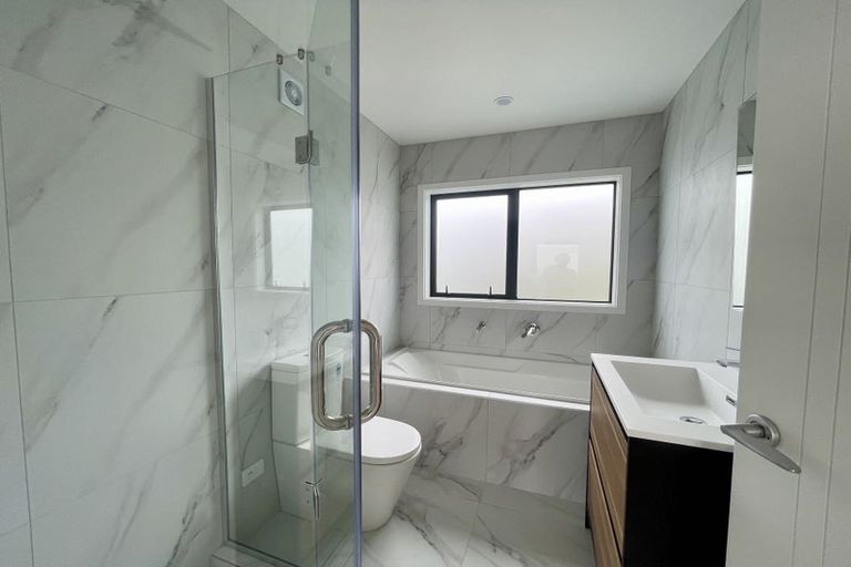 Photo of property in 91b Sunrise Avenue, Murrays Bay, Auckland, 0630