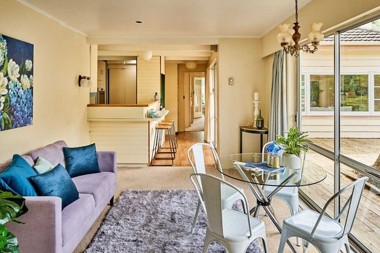 Photo of property in 398 Muritai Road, Eastbourne, Lower Hutt, 5013