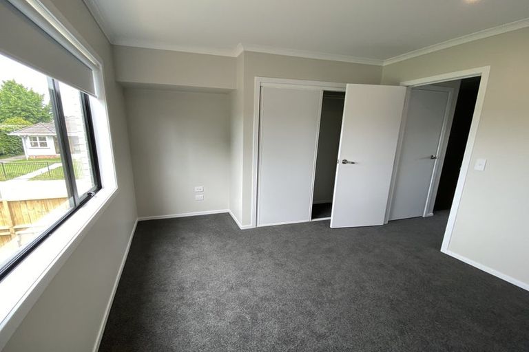 Photo of property in 4/125b Metcalfe Road, Ranui, Auckland, 0612