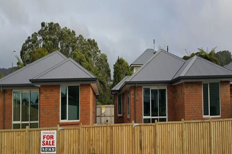 Photo of property in 10 Marsden Road, Greymouth, 7805