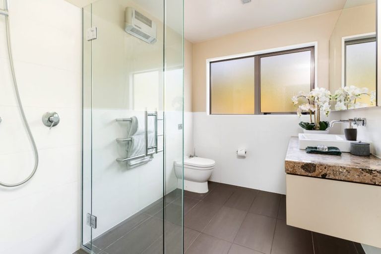 Photo of property in 236 Cashmere Road, Hoon Hay, Christchurch, 8025