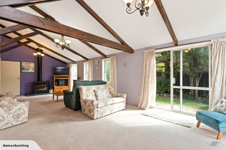 Photo of property in 28 Erin Crescent, Mairehau, Christchurch, 8013