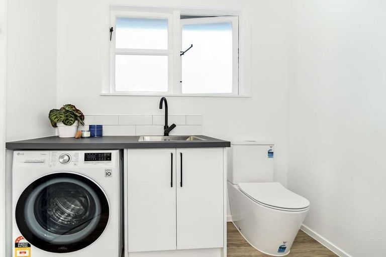 Photo of property in 10a Somerset Grove, Parkvale, Tauranga, 3112