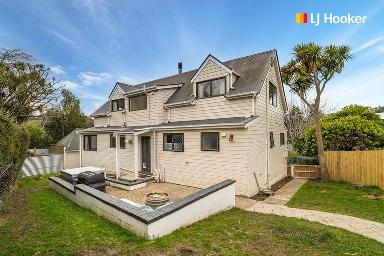 Photo of property in 27 Glenross Street, Glenross, Dunedin, 9011