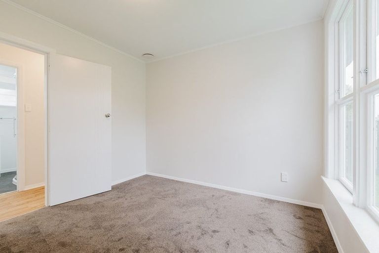 Photo of property in 60 Ellesmere Crescent, Highbury, Palmerston North, 4412
