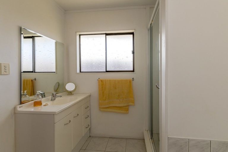 Photo of property in 15b Hadfield Street, Otaki, 5512