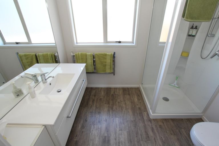 Photo of property in 5c Waikowhai Place, Raglan, 3225