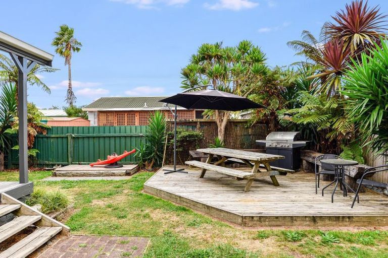 Photo of property in 14 Sunnyside Road, Nawton, Hamilton, 3200