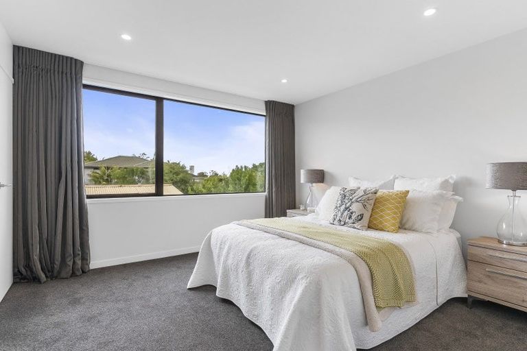 Photo of property in 1a Maleme Avenue, Belmont, Auckland, 0622