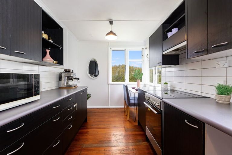 Photo of property in 11 King Crescent, Ranui, Porirua, 5024