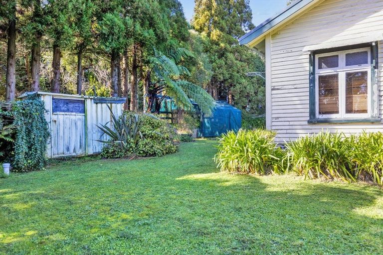 Photo of property in 150 Ackworth Road, Lepperton, New Plymouth, 4373
