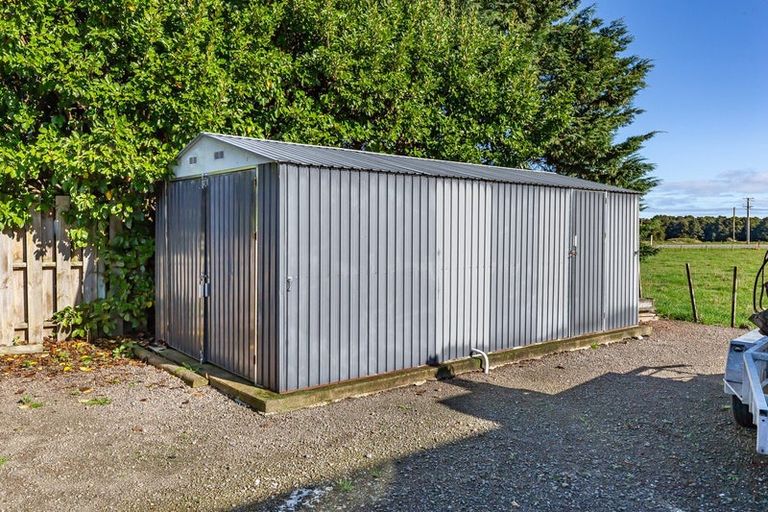 Photo of property in 195 Muhunoa Road East, Ohau, Levin, 5570