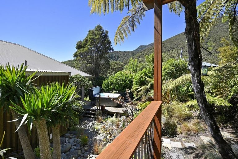 Photo of property in 51 Old Mill Road, Okiwi Bay, French Pass, 7193