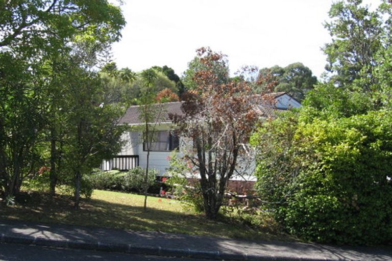 Photo of property in 8 Capricorn Place, Browns Bay, Auckland, 0630