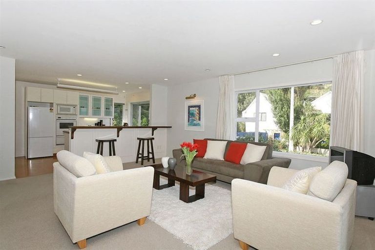 Photo of property in 1a Gill Road, Lowry Bay, Lower Hutt, 5013