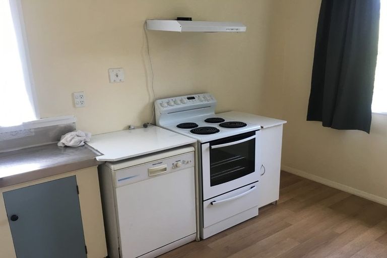 Photo of property in 24 Toi Street, Tawhero, Whanganui, 4501