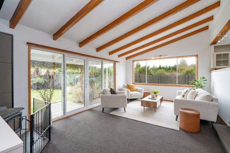 Photo of property in 20 Robert Street, Otatara, Invercargill, 9879