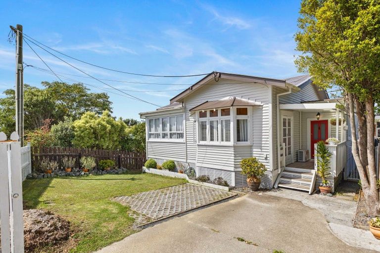 Photo of property in 225 Hibiscus Coast Highway, Red Beach, 0932