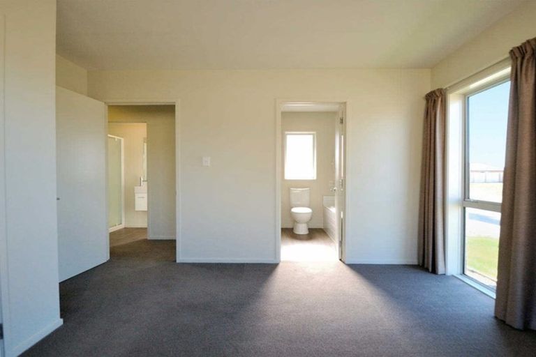 Photo of property in 68 Mary Ellen Street, Pegasus, 7612