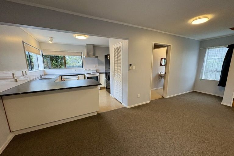 Photo of property in 6 Flinders Place, Johnsonville, Wellington, 6037